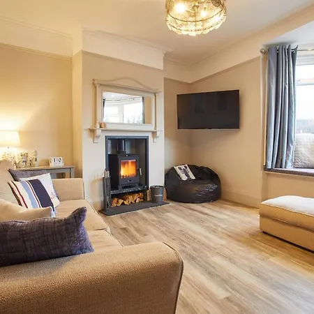 Beachcomber House * Marske-by-the-Sea